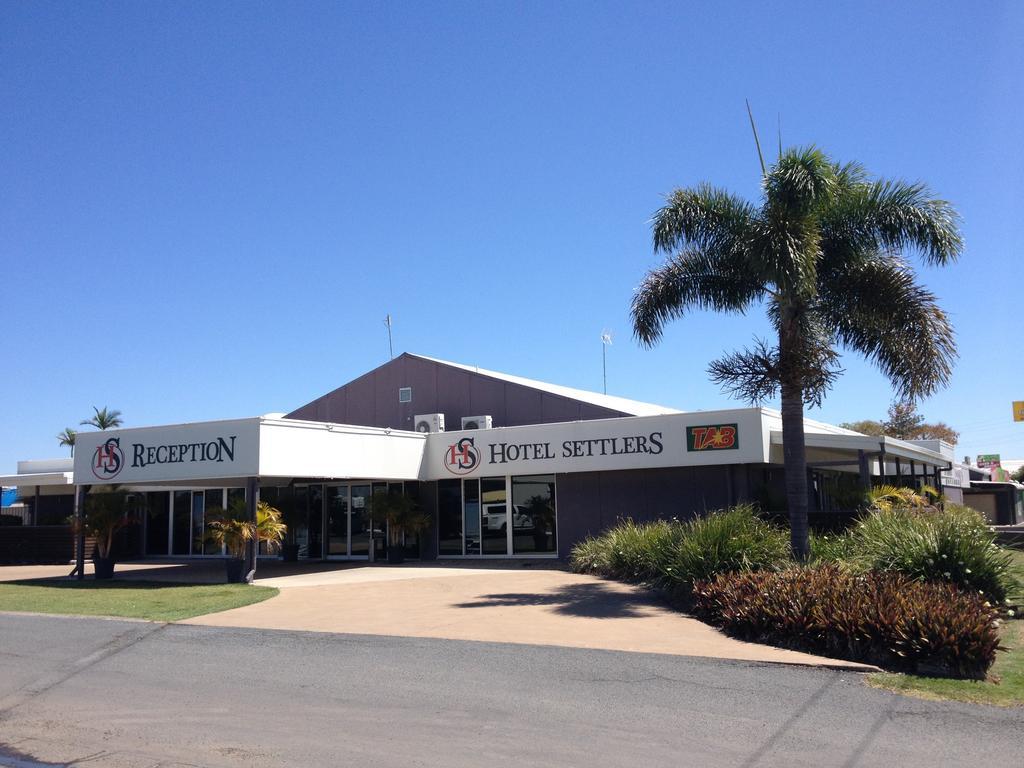 Hotel Settlers Biloela Екстериор снимка