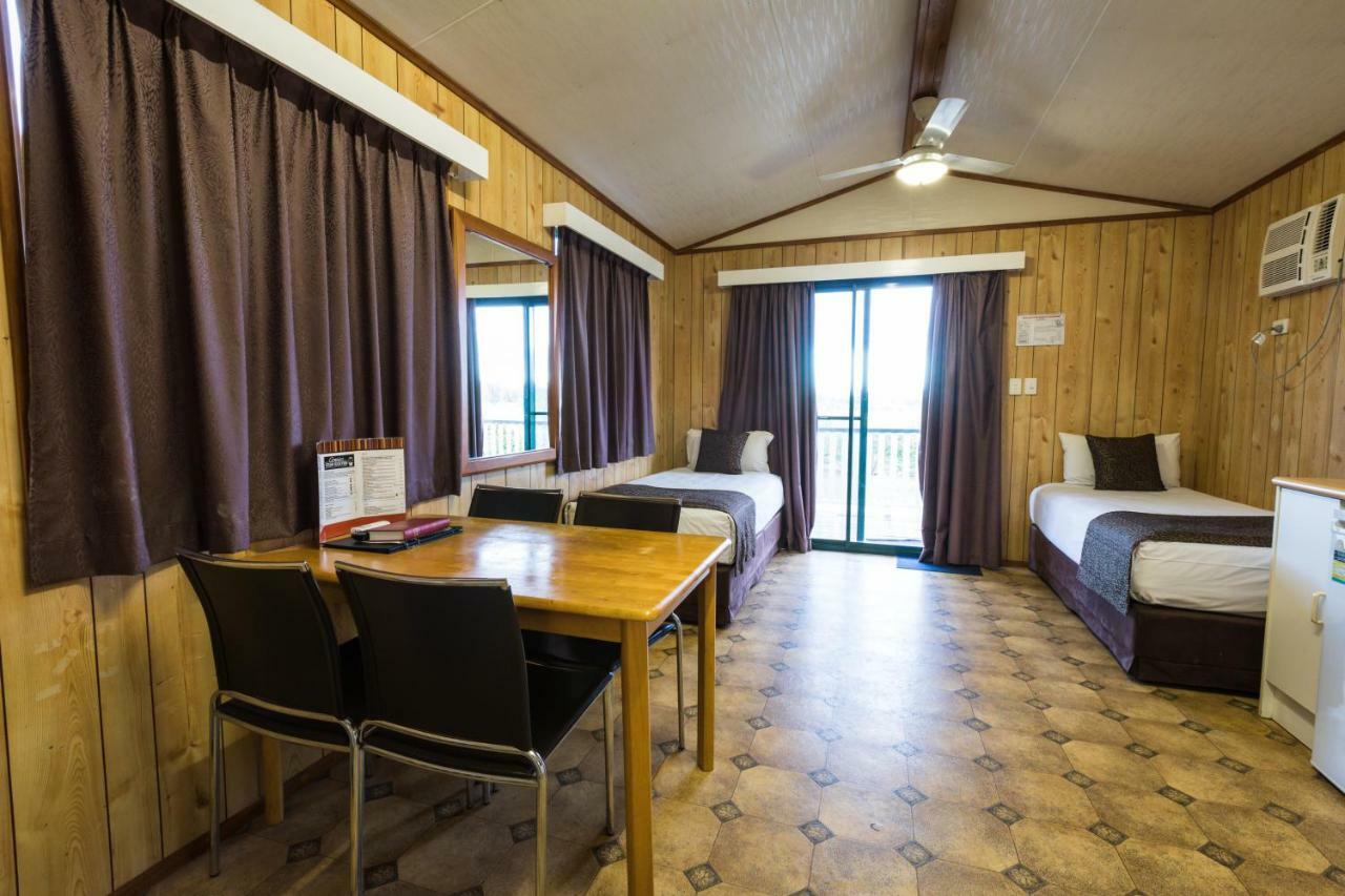 Hotel Settlers Biloela Екстериор снимка